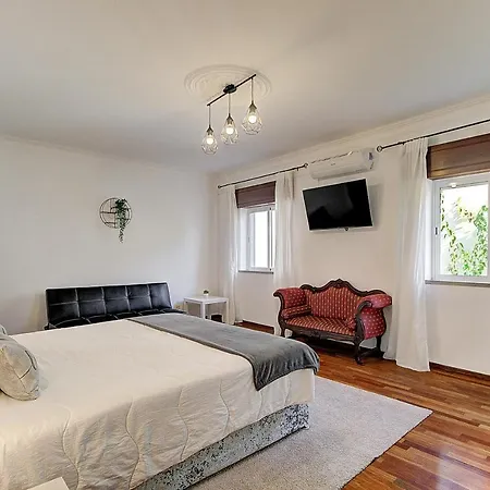 Enchanted Guest house *